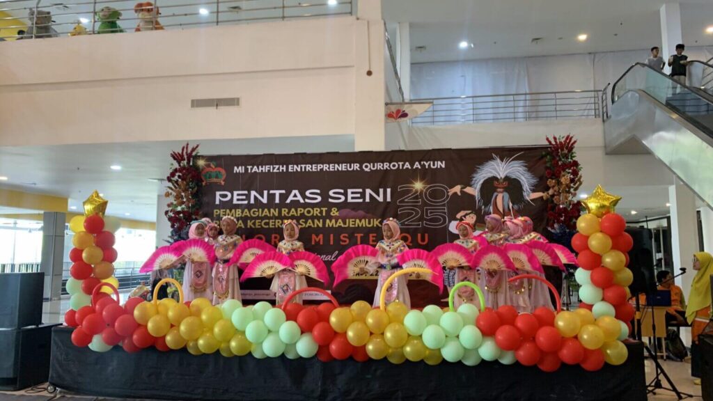 pentas seni